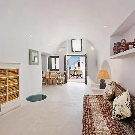 Canavaview By Thireon Oia (Santorini)